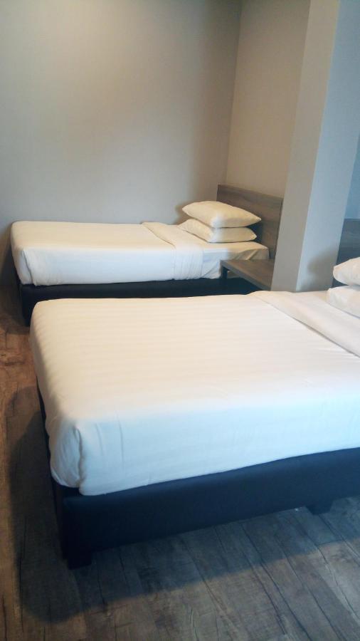 See Foo Hotel Bidur Extérieur photo