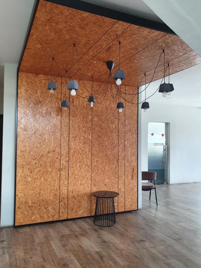 See Foo Hotel Bidur Extérieur photo