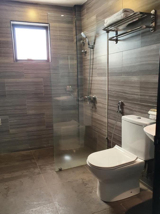 See Foo Hotel Bidur Extérieur photo