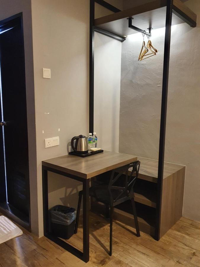 See Foo Hotel Bidur Extérieur photo