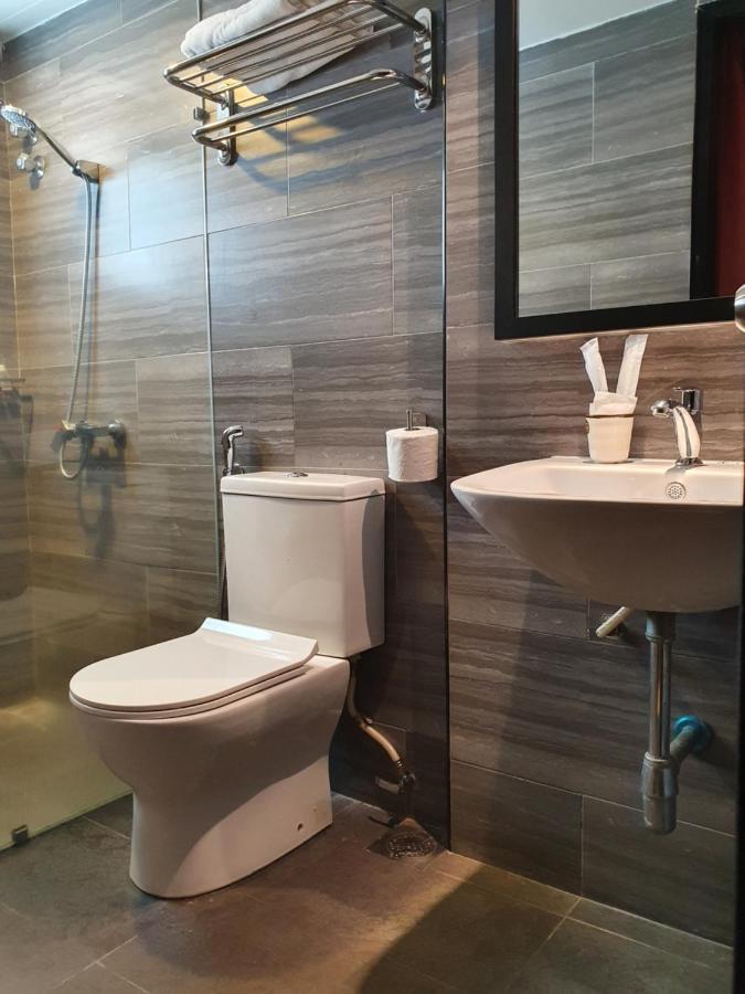 See Foo Hotel Bidur Extérieur photo